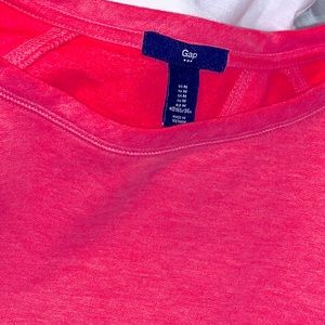 Gap sweatshirt with open back